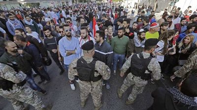 انتشار كثيف للجيش اللبناني بعد الاعتداء على المتظاهرين في مناطق الجنوب