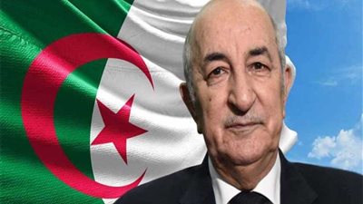 الرئيس الجزائري يعين وزير الخارجية رئيسا للوزراء بالإنابة ويقيل وزير الداخلية