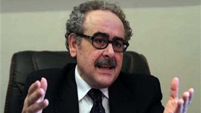 شعراء ونقاد بمؤتمر الدراسات النقدية باتحاد الكتاب: لا نمتلك حركة نقدية