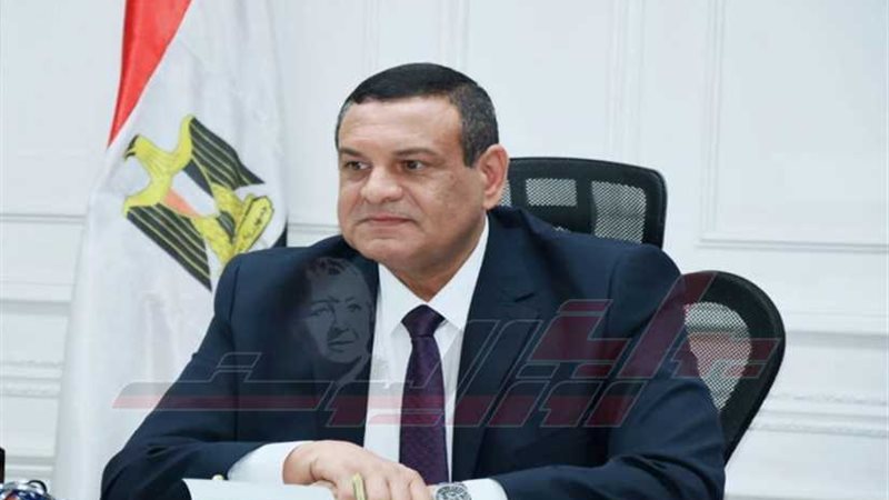 لعدم الانضباط الإداري..