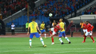 بالصور.. الأهلي يتعادل سلبيًا مع صن داونز في الشوط الاول