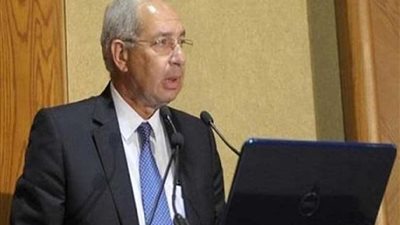 رئيس اقتصادية قناة السويس: إتمام عقود مشروعات استثمارية قبل نهاية العام الحالي