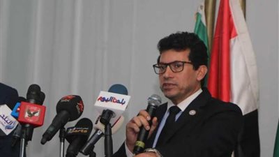 أشرف صبحي: الوفد يبذل جهدًا كبيرًا في المجال الرياضي