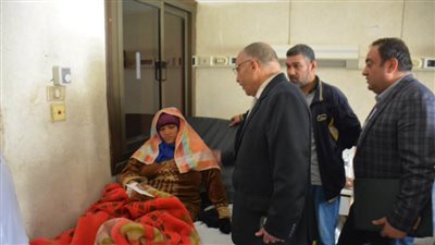 وكيل التضامن بالدقهلية يزور مصابات حادث بني عبيد