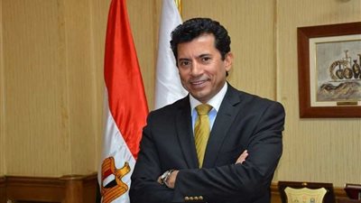 وزير الرياضة يهنئ إيهاب عبد الرحمن بعد رفع الإيقاف عنه وخوضه المنافسات المؤهلة لطوكيو 2020