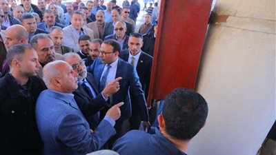 وزير النقل في جولة تفقدية بمحطة قطارات المنيا لمتابعة مستوى الخدمة المقدمة للجمهور