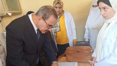 محافظ كفرالشيخ: يشيد بجهود 