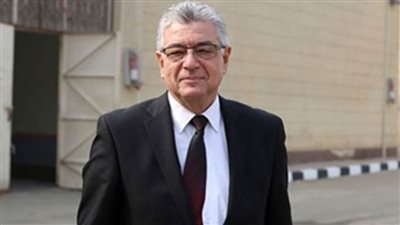 هاني أباظة: التعاقد مع المعلمين بالحصة يشيع روح الإحباط