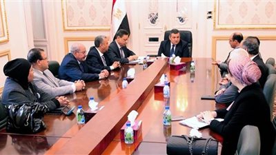 تفاصيل اجتماع هيكل مع الوطنية للصحافة