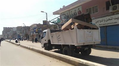 حملة لرفع الإشغالات بسمسطا