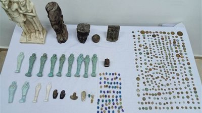 إحباط محاولة تهريب 442 قطعة أثرية من الشرقية