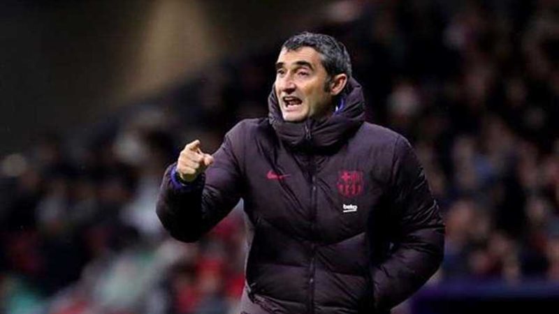 برشلونة بالقوة الضاربة