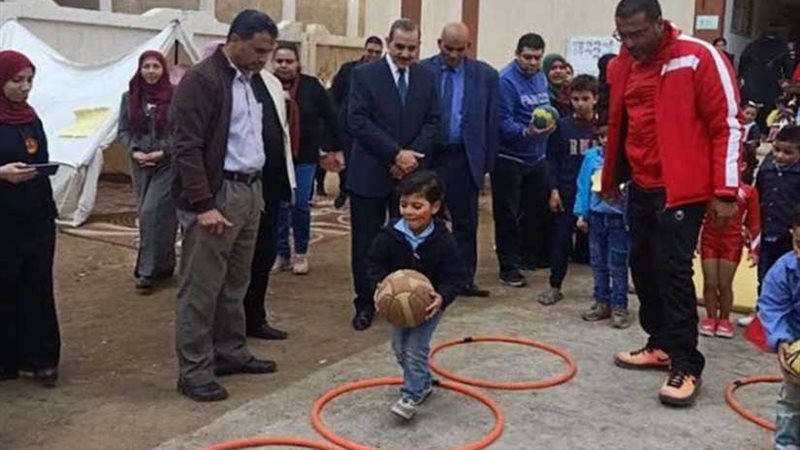 نورالدين: يتفقد مدرسة