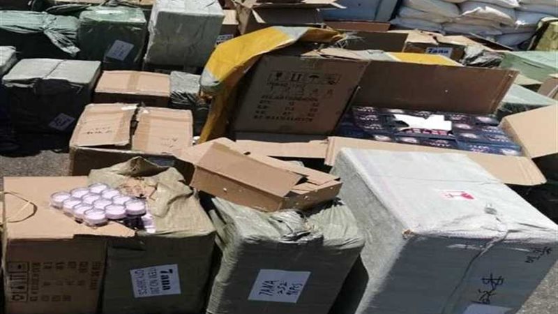 ضبط 52 ألف عبوة مستحضرات