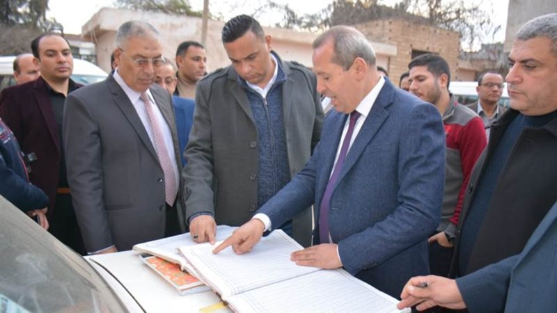 جولة المحافظ