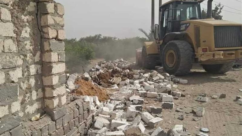 إزالة 3 حالات تعدٍ