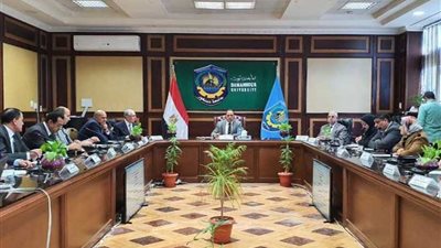 عبيد صالح: القيادة السياسية حريصة على استمرار ربط الجامعات باحتياجات المجتمع