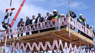 وزير النقل: تذكرة موحدة للمترو والقطار المكهرب وأتوبيسات النقل العام