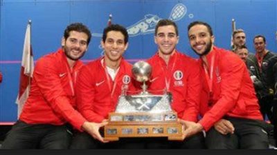 فراعنة الإسكواش يعودون للقاهرة بعد التتويج بالمونديال للمرة الخامسة