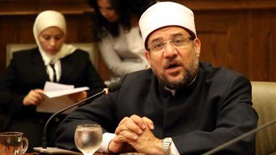 وزير الأوقاف أمام