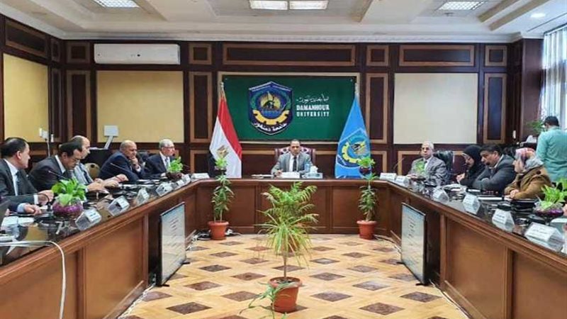 عبيد صالح: القيادة