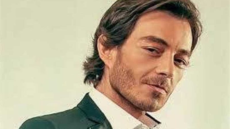 أحمد زاهر يعود إلى