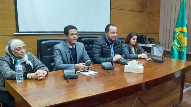 ندوة تعريفية بجامعة