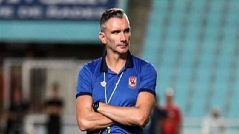 كارتيرون يعلن قائمة