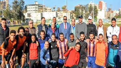 محافظ الدقهلية خلال لقائه لاعبي نادي المنصورة: نريد العودة لعصر البطولات