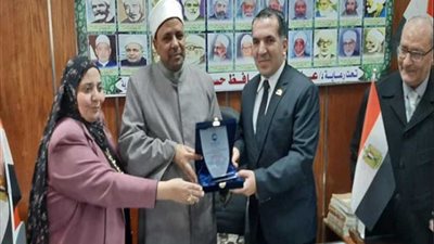 أمانة المهنيين المركزية بمستقبل وطن تواصل جولاتها بزيارة أسيوط 