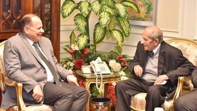 محافظ أسيوط يستقبل وفد الكنيسة الإنجيلية الأولى