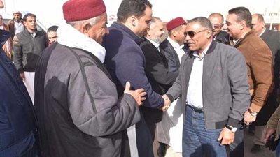 محافظ مطروح يتفقد المشروعات الخدمية بسيدي براني