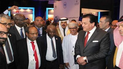 افتتاح معرض الذكاء الاصطناعى على هامش مؤتمر وزراء التعليم العالى العرب