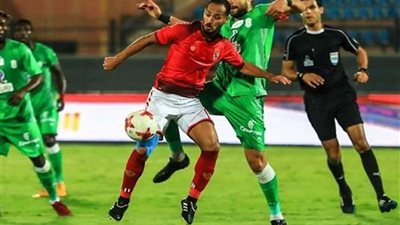 الأهلي والاتحاد في لقاء 