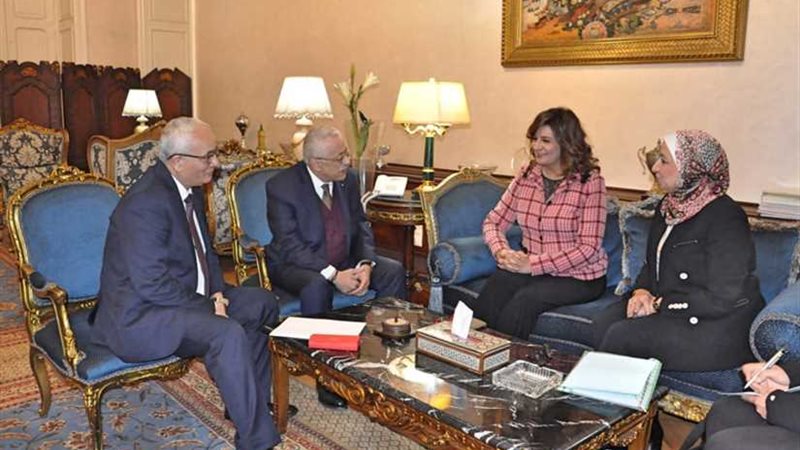 التعليم والهجرة يلتقيان