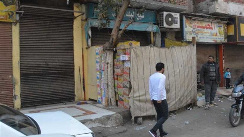 محافظ المنيا خلال