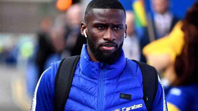 صحف بريطانيا تسلط