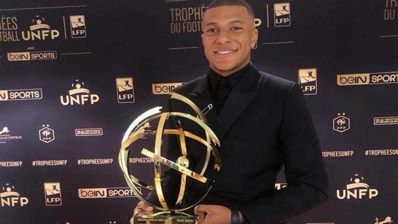 فرانس فوتبول: مبابي