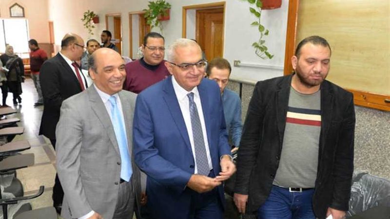 رئيس جامعة المنصورة