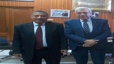 تعليم القليوبية يبحث سبل التعاون مع عميد هندسة بنها