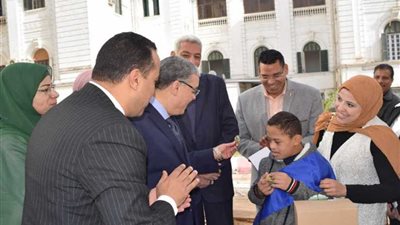 محافظ المنيا يشهد مؤتمر 