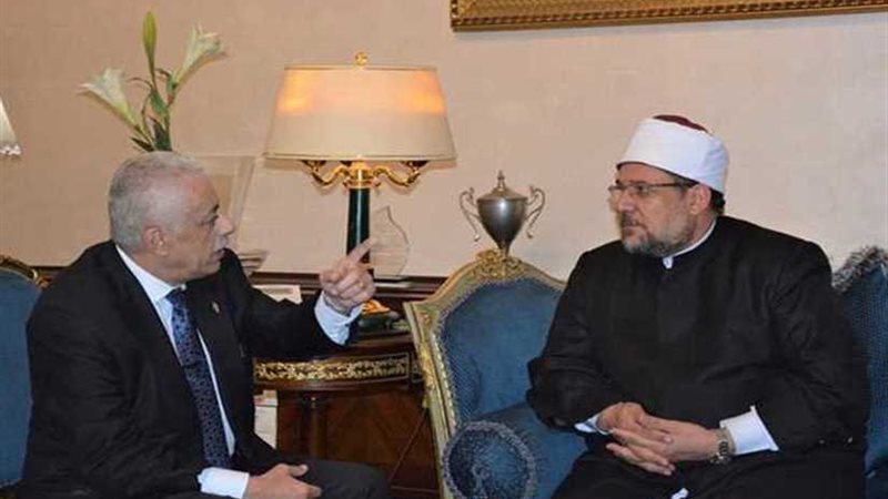 وزيرا الأوقاف والتعليم: