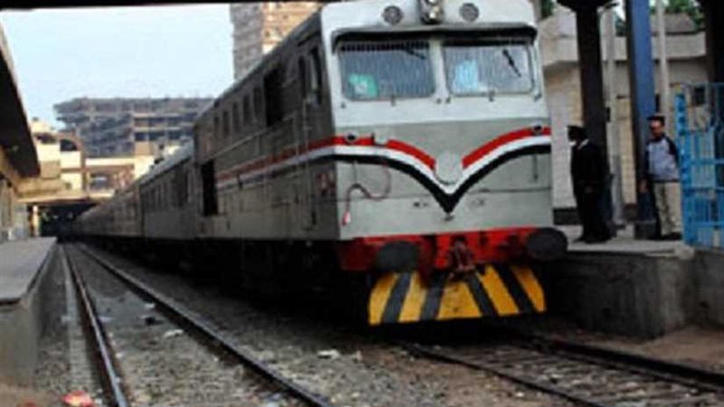 توقف حركة خطوط الصعيد