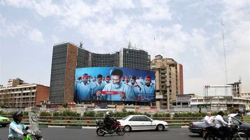 إيران تحجب الإنترنت