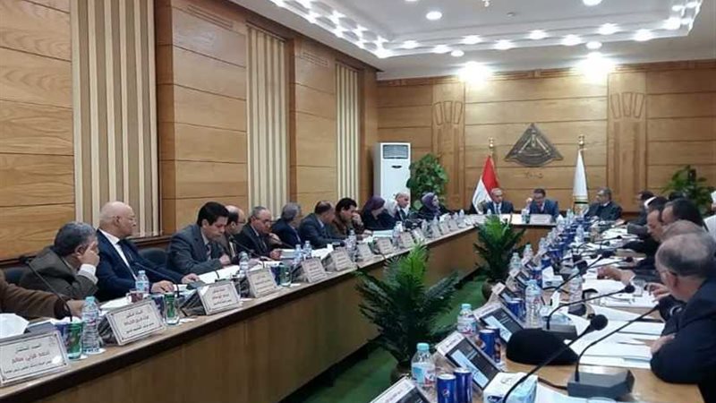 في أول حضور لمحافظ