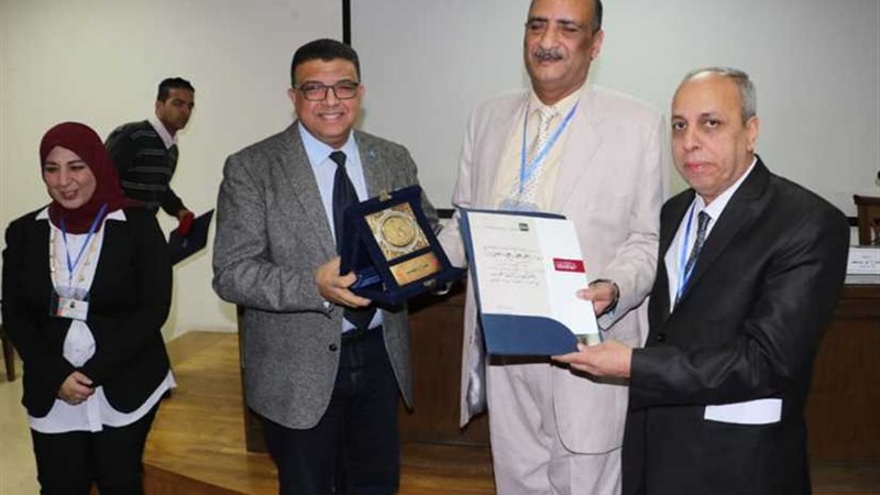 افتتاح الدورة الحادية