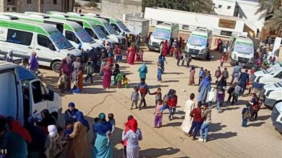 توقيع الكشف الطبي على 1840 حالة خلال قافلة طبية بالمنيا
