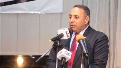 تيسير مطر يشيد بجهود الحركة الوطنية في المؤتمر العام للحزب