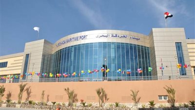 إعادة فتح ميناء الغردقة  بعد تحسن الأحوال الجوية