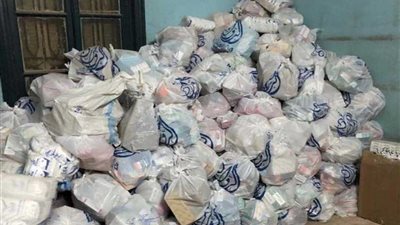 ضبط مخزن أدوية غير مرخص وبداخله مضبوطات بـ9 ملايين جنيه بمركز أبنوب.. (صور)